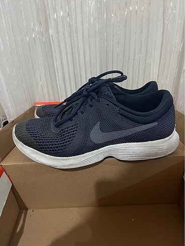 Nike spor koşu ayakkabısı