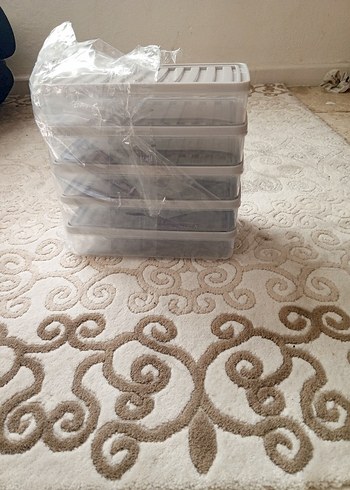 Bej ve Gri Plastik Saklama Kutuları - Görsel 6