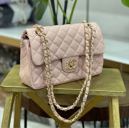 Chanel kapitone