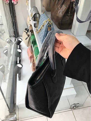 Beden LV Deri monogram
