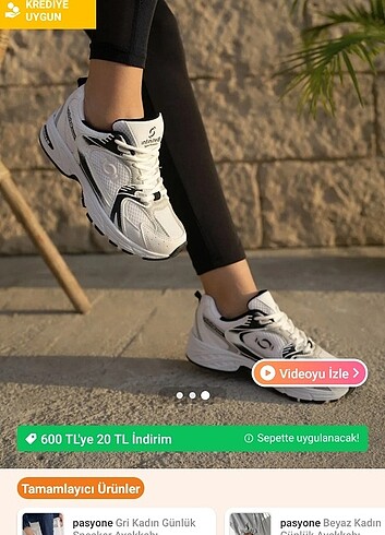 Beyaz sneaker 