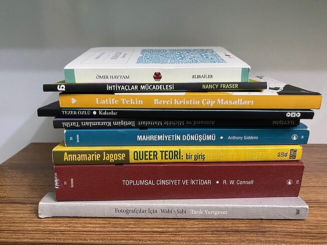 9 Kitap