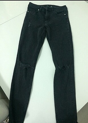 H&M yırtık jean