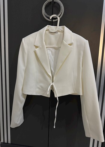 Düğmeli Beyaz Mini Kadın Blazer Ceket - Görsel 4