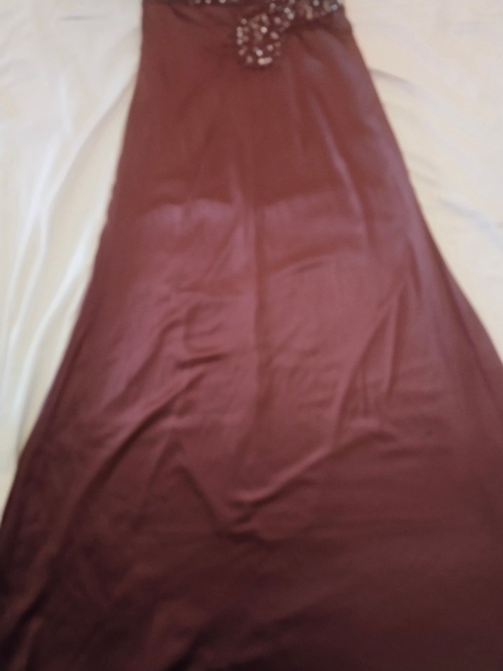 Bordo Uzun Drapeli Straplez Kadın Elbisesi - Görsel 3