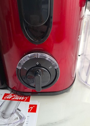 Arzum Meyvix Kırmızı Katı Meyve Sıkacağı 1000W - Görsel 5