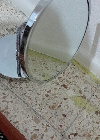 Masa üstü makyaj aynası 