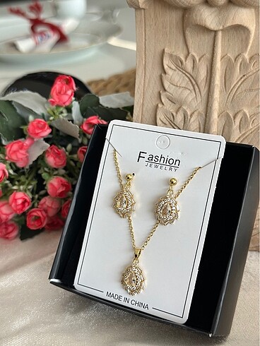Diğer Kolye küpe set
