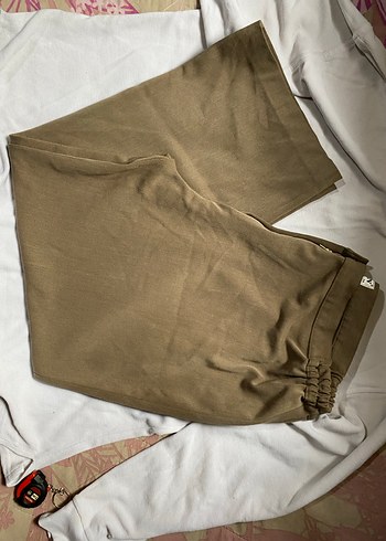 Düğmeli Bej Keten Kadın Pantolon - Görsel 3