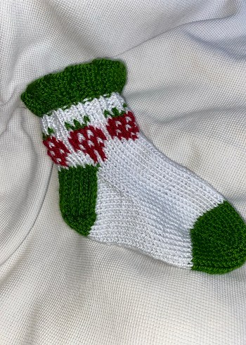 Nakışlı Beyaz Kız Çorabı - Görsel 2