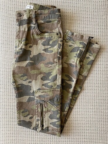 Pull&Bear Kamuflaj Pantolon