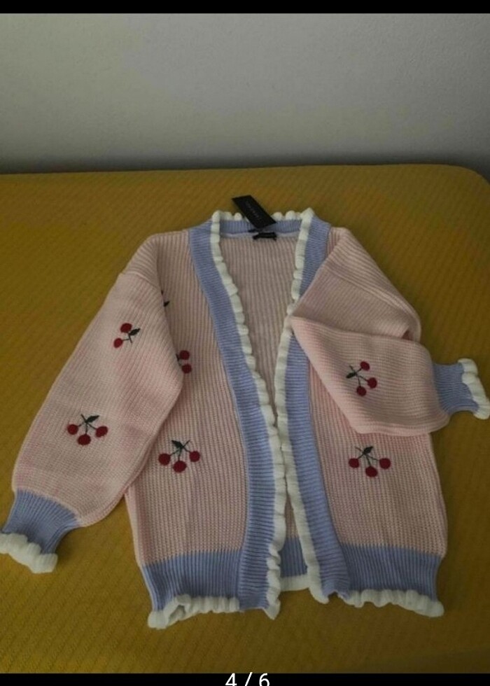 Trendyolmila kiraz desenli hırka  - Görsel 4