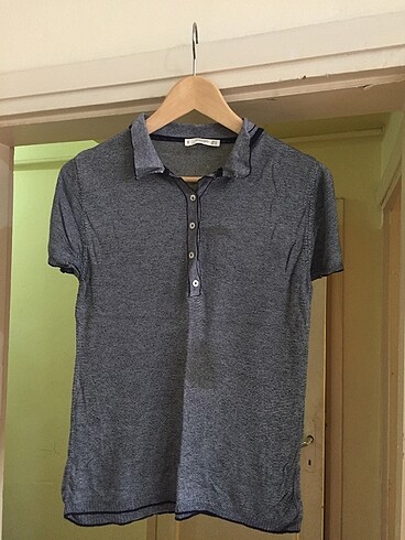 mango tshirt