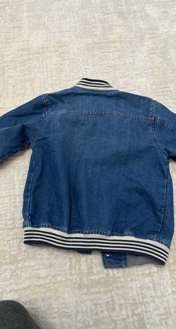 Erkek Çocuk Düğmeli Kot Ceket - Görsel 4