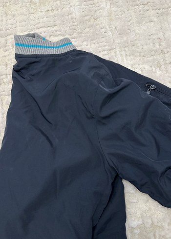 Erkek Çocuk Mavi Fermuarlı Mont - Görsel 3