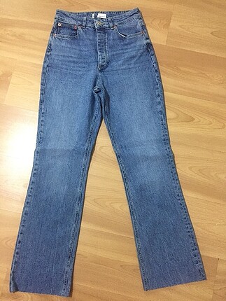 Zara pantolon.