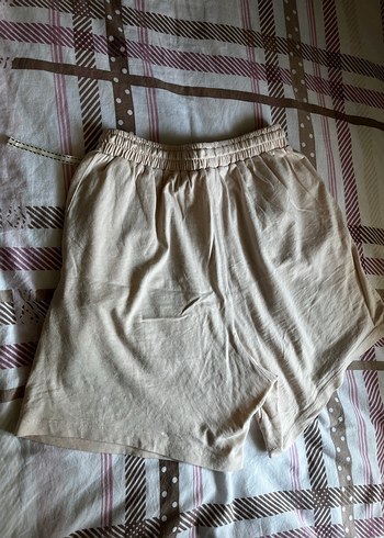 m Beden Bej Pamuklu Rahat Kesim Mini Şort
