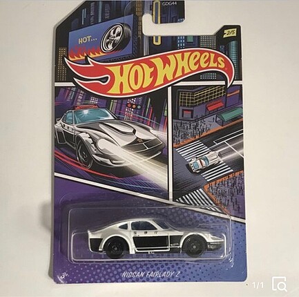 Hotwheels Nissan Fairladyz ve Matchbox Ford Interceptor Police c