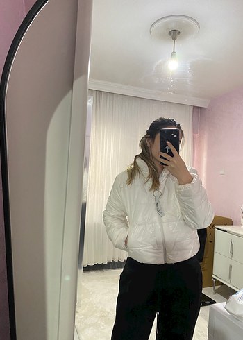 Beyaz Kısa Sıcak Mont - Görsel 4