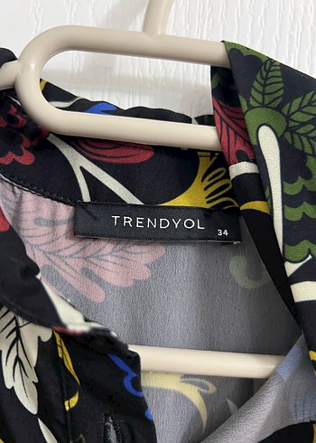 Çiçek Desenli Uzun Kollu Kadın Tulum - Görsel 2