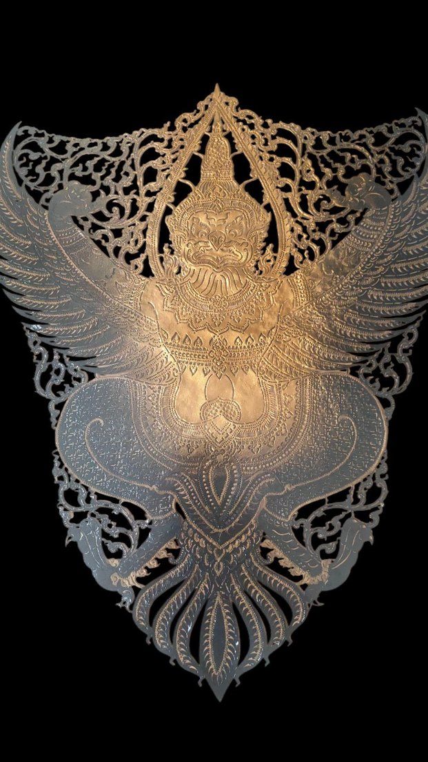 Altın Renk Soyut Sanat Çerçevesi
63*53 ölçüleri - Görsel 2