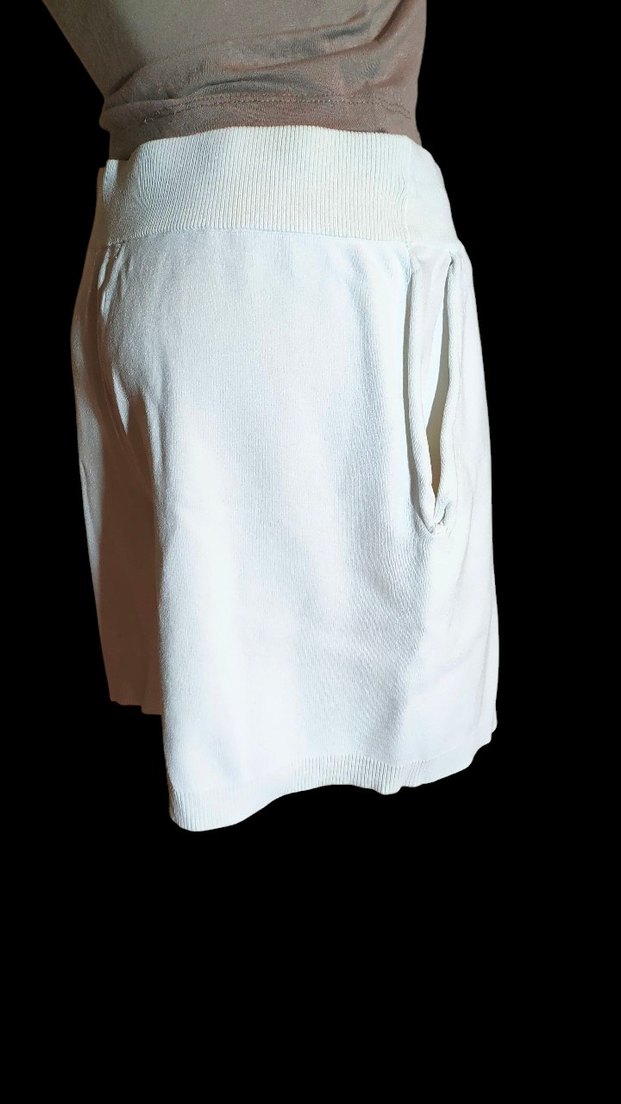 Beyaz Pamuklu Mini Şort - Görsel 2