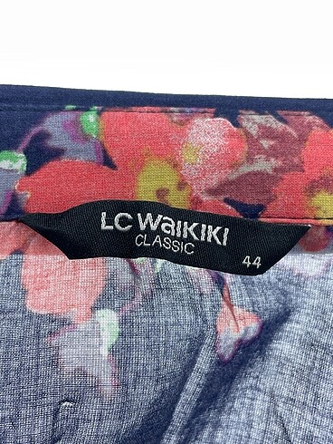 44 Beden lacivert Renk LC Waikiki Gömlek %70 İndirimli.