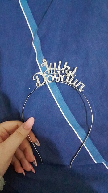 Doğum günü taci