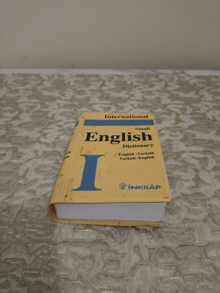 İngilizce-Türkçe Küçük Uluslararası Sözlük - Görsel 2