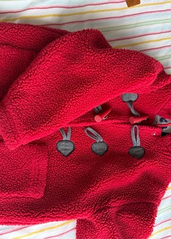 Düğmeli Kapüşonlu Erkek Çocuk Kırmızı Kaban - Görsel 2