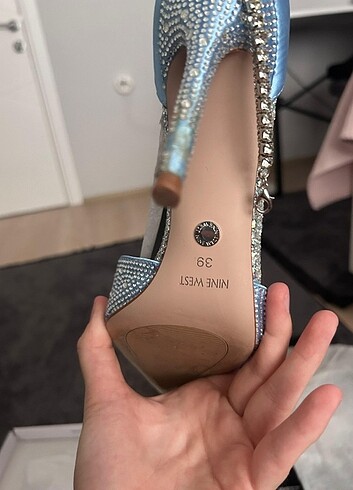 39 Beden Nine West Mavi Taşlı Topuklu Ayakkabı