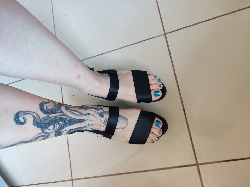 zara dolgu topuk sandalet - Görsel 2