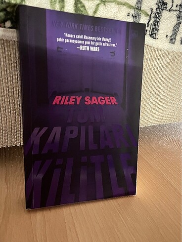 tüm kapıları kilitle gerilim kitabı