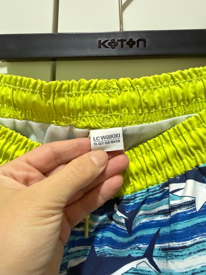 Erkek Çocuk Renkli Bağcıklı Şort - Görsel 2