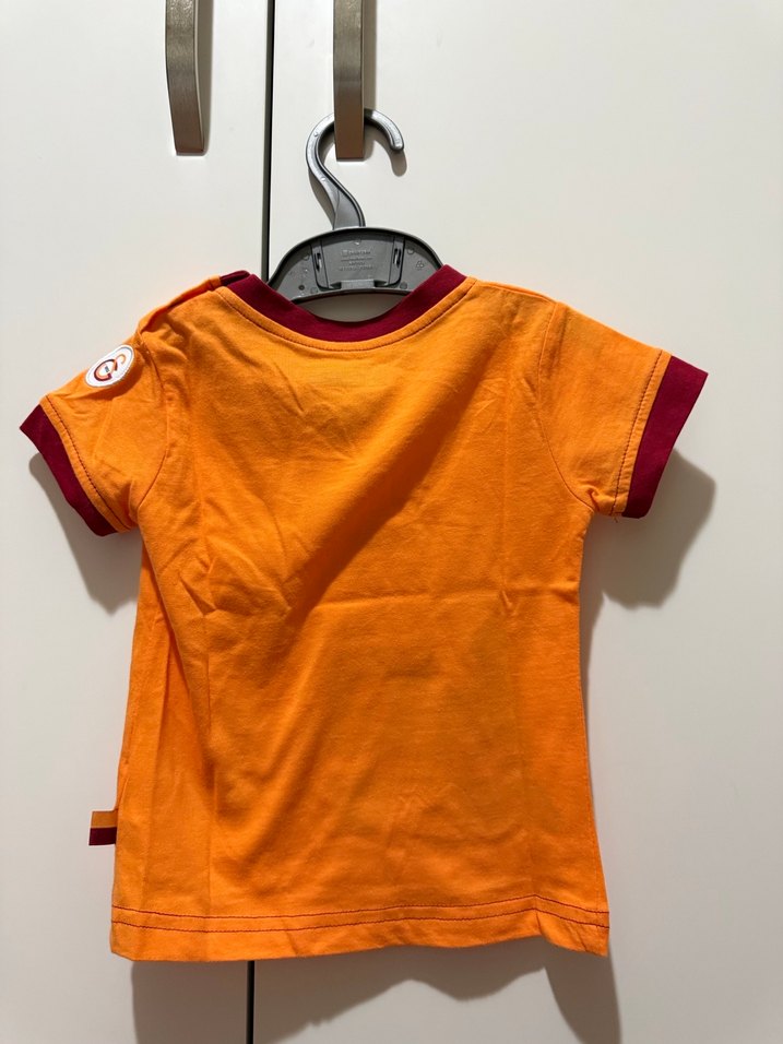 Erkek Çocuk Turuncu Baskılı Kısa Kollu Tişört - Görsel 3