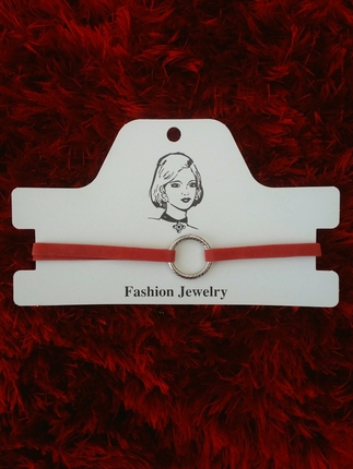 PEMBE CHOKER