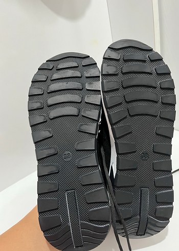 Siyah Taşlı Bağcıklı Stiletto Topuklu Spor Ayakkabı - Görsel 3