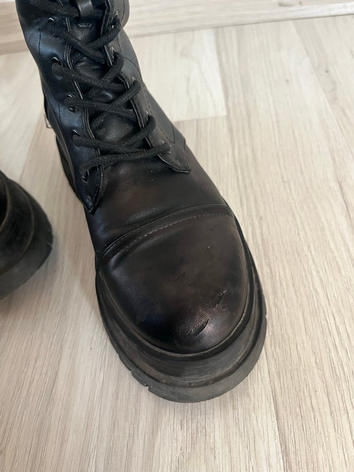 Bershka Siyah Çizme - Görsel 5