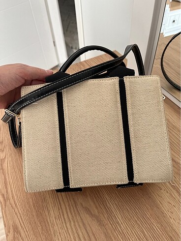 Zara keten çanta
