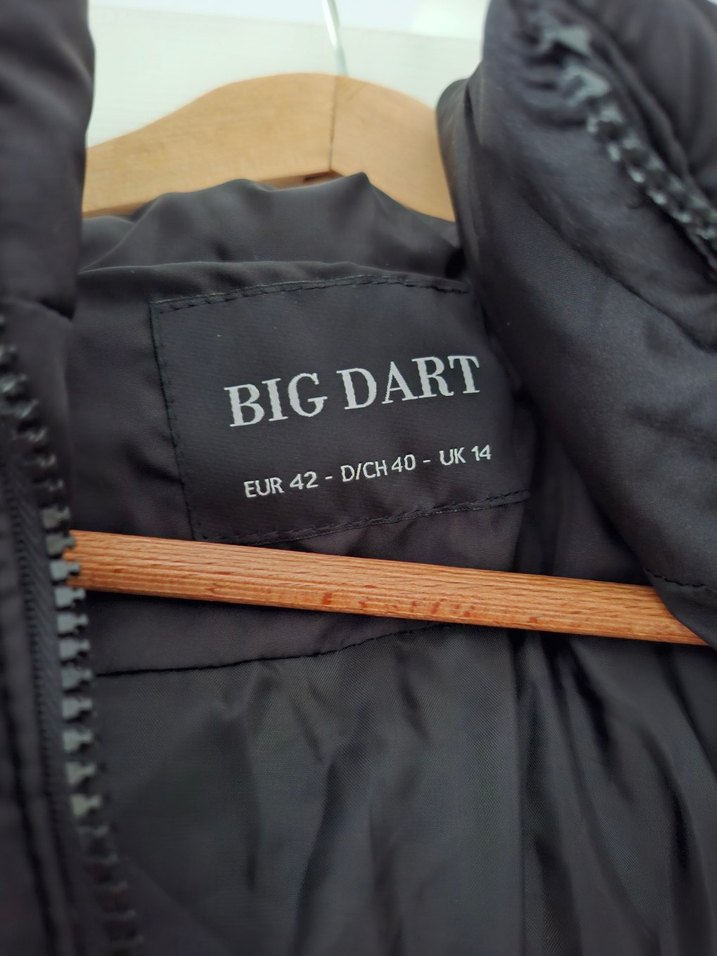 Siyah Fermuarlı Kadın Kışlık Mont - Görsel 2