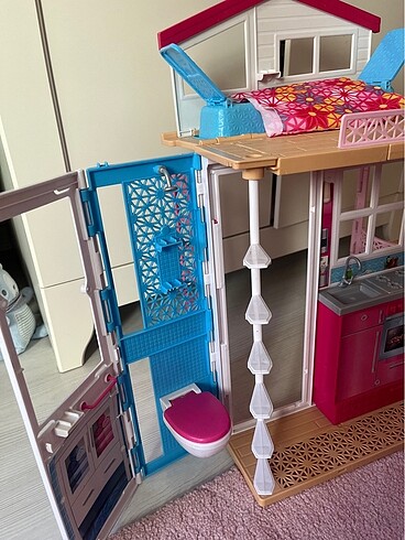  Beden Renk Barbie evi