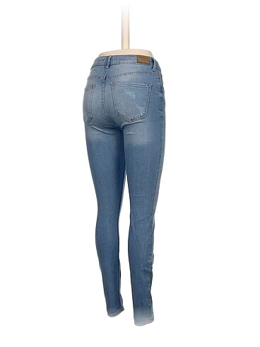 36 Beden Bershka Jean / Kot %70 İndirimli.