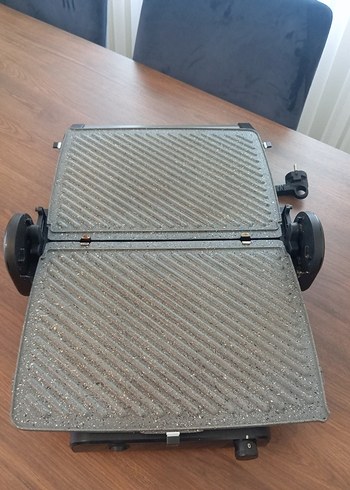 Arçelik Elektrikli Tost Makinesi - Görsel 8