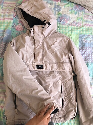 xs Beden pull&bear şişme mont