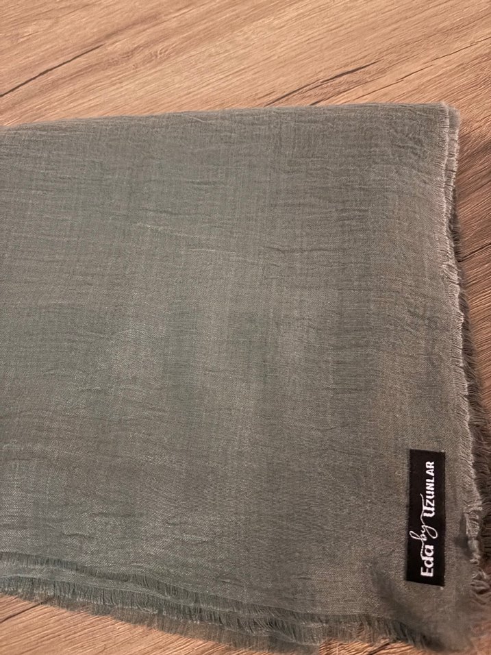 Eda Uzunlar pamuklu eşarp - Görsel 4