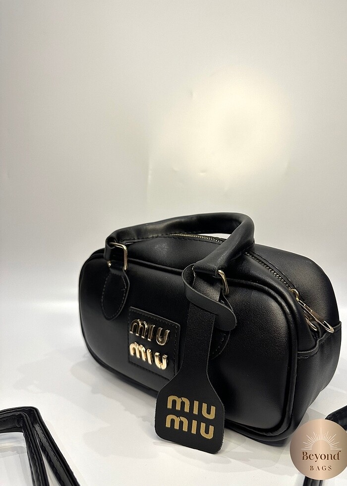 Mıu Mıu Model - Görsel 2