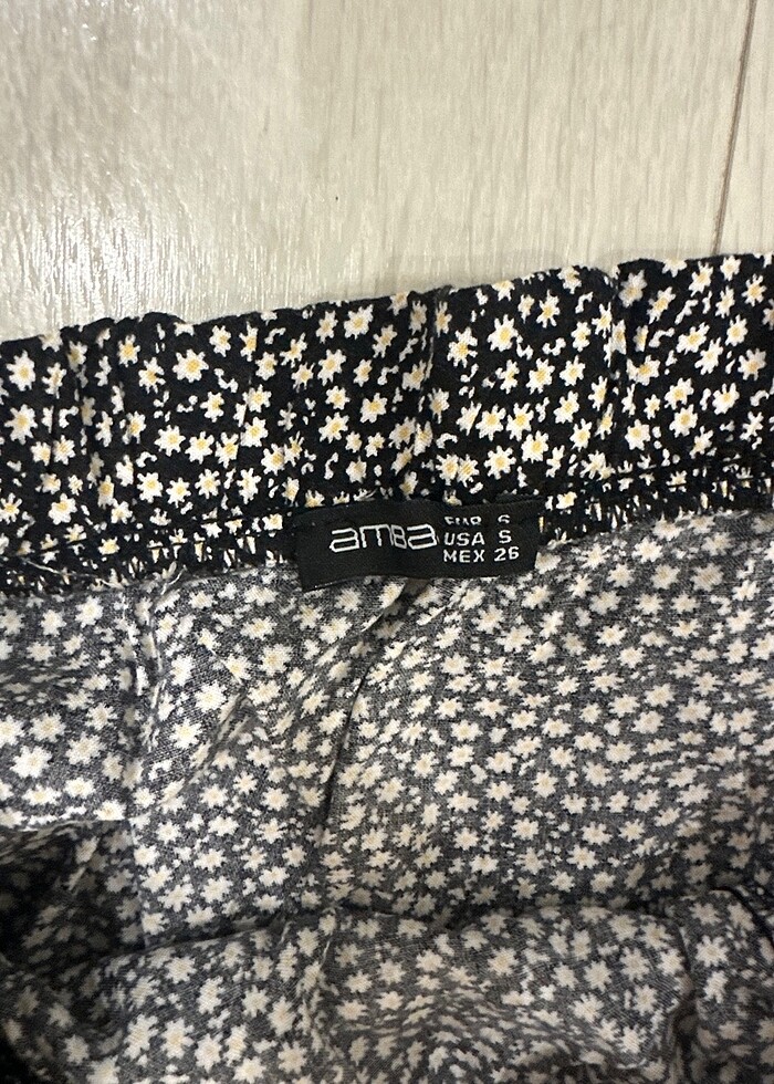 Ambar yırtmaçlı etek - Görsel 3