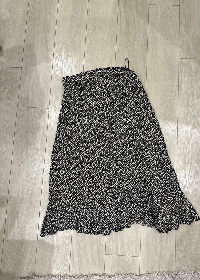 Ambar yırtmaçlı etek - Görsel 4