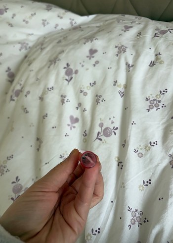 charlotte tilbury parfüm kutusu - Görsel 3