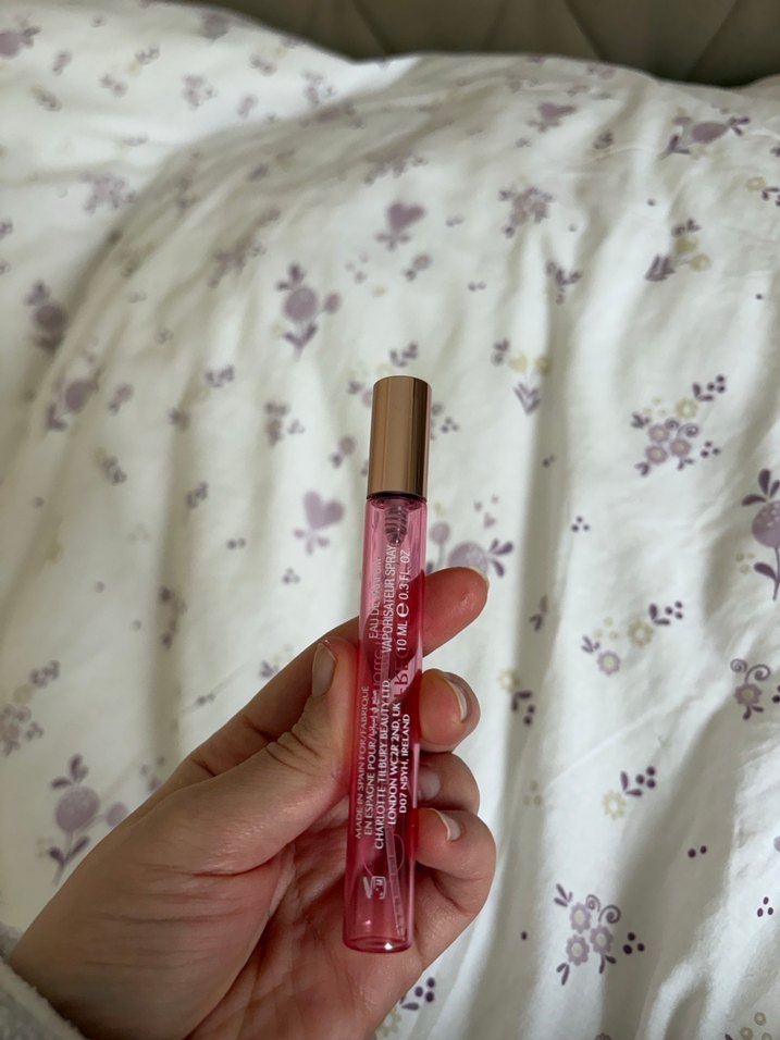 charlotte tilbury parfüm kutusu - Görsel 2